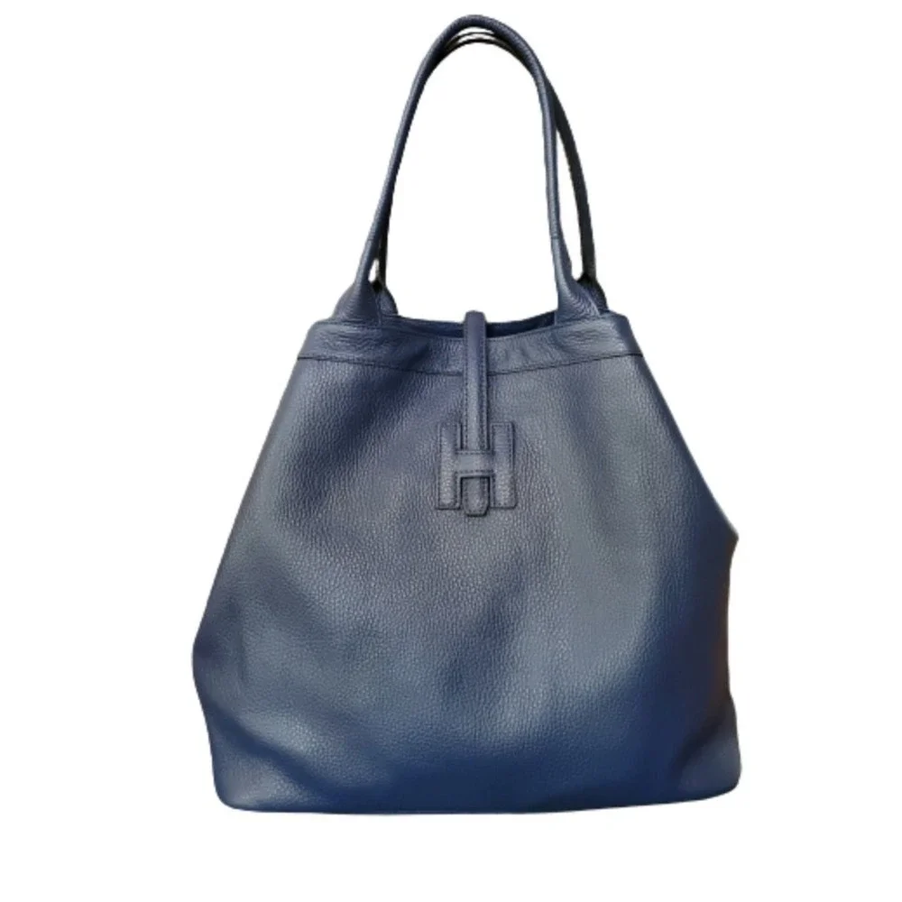 Harper Navy Pebbled Leather Shoulder Bag Classic Luxury Made In Italy